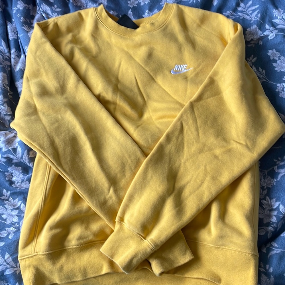 Nike crewneck